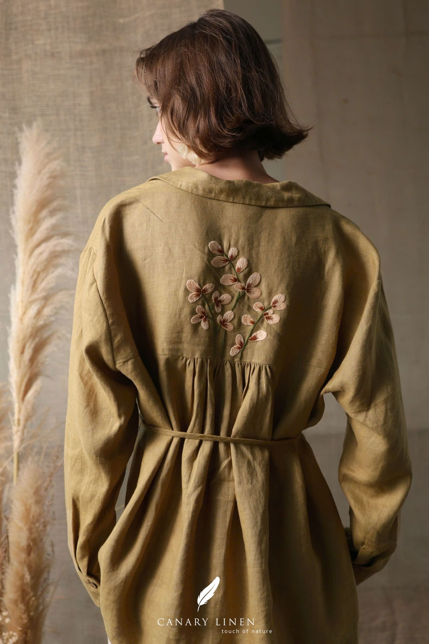  Back Bloom Shirt - Xanh olive 