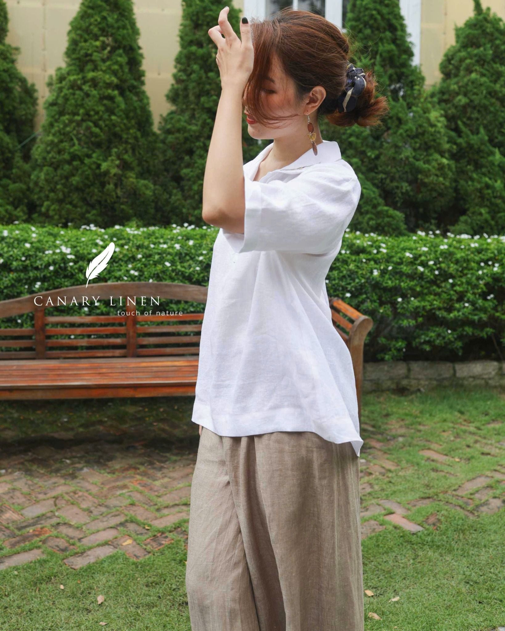  Petal Shirt - Trắng 