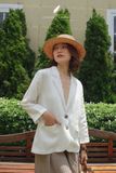  Eira Blazer - Trắng viền nâu nhạt 