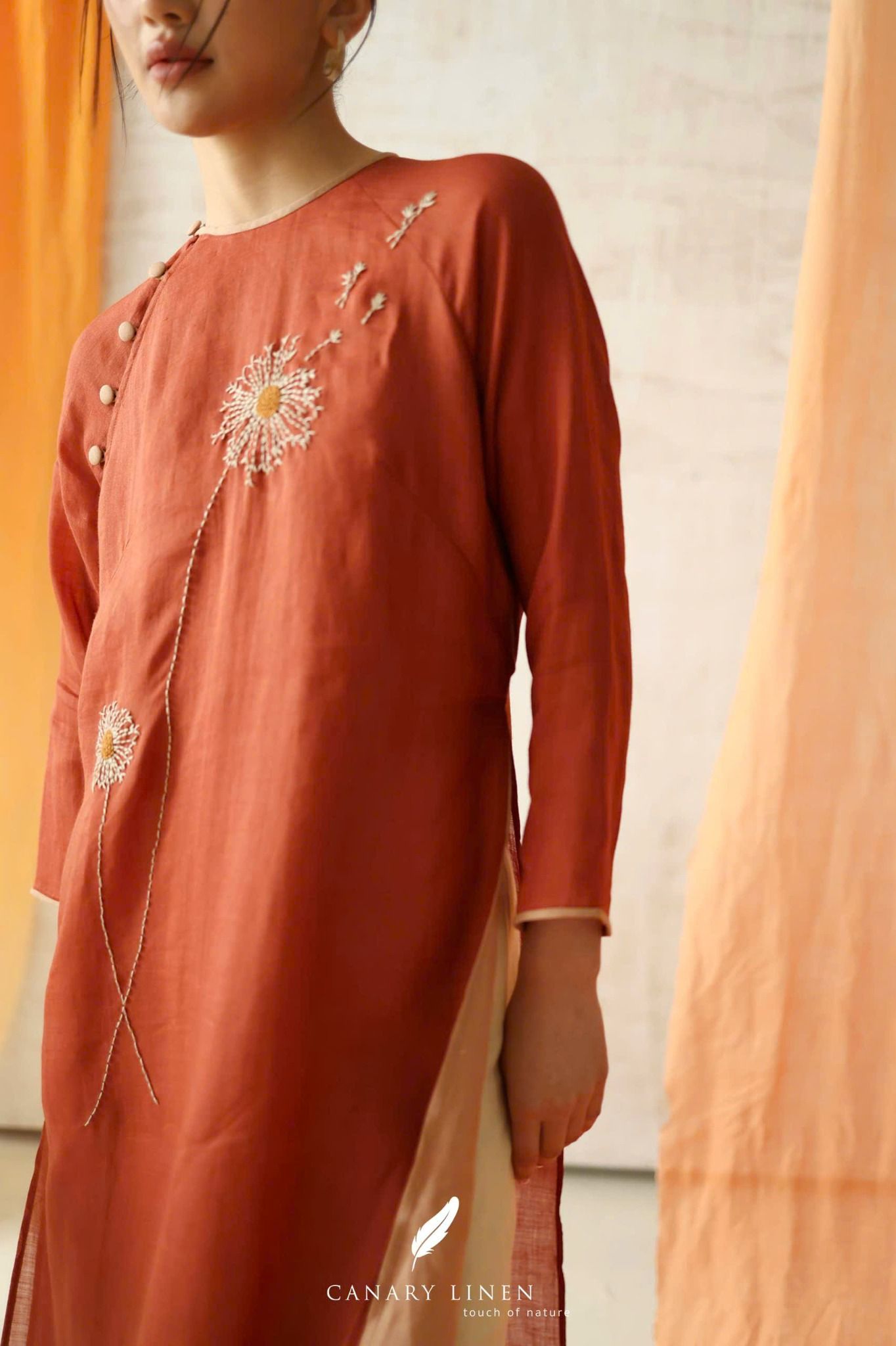  Áo dài cổ tròn - Tĩnh Phong 