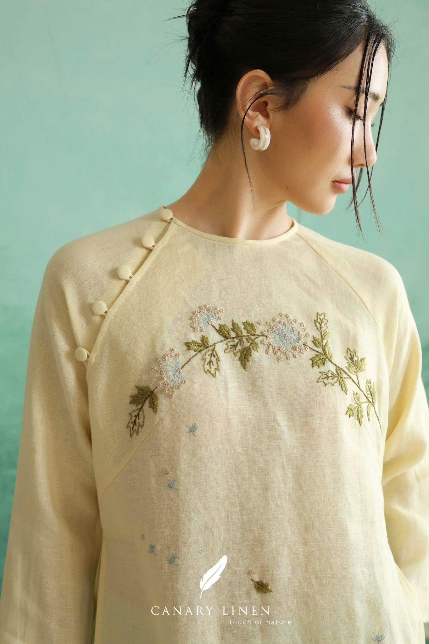  Áo dài cổ tròn - Tĩnh Vệt 