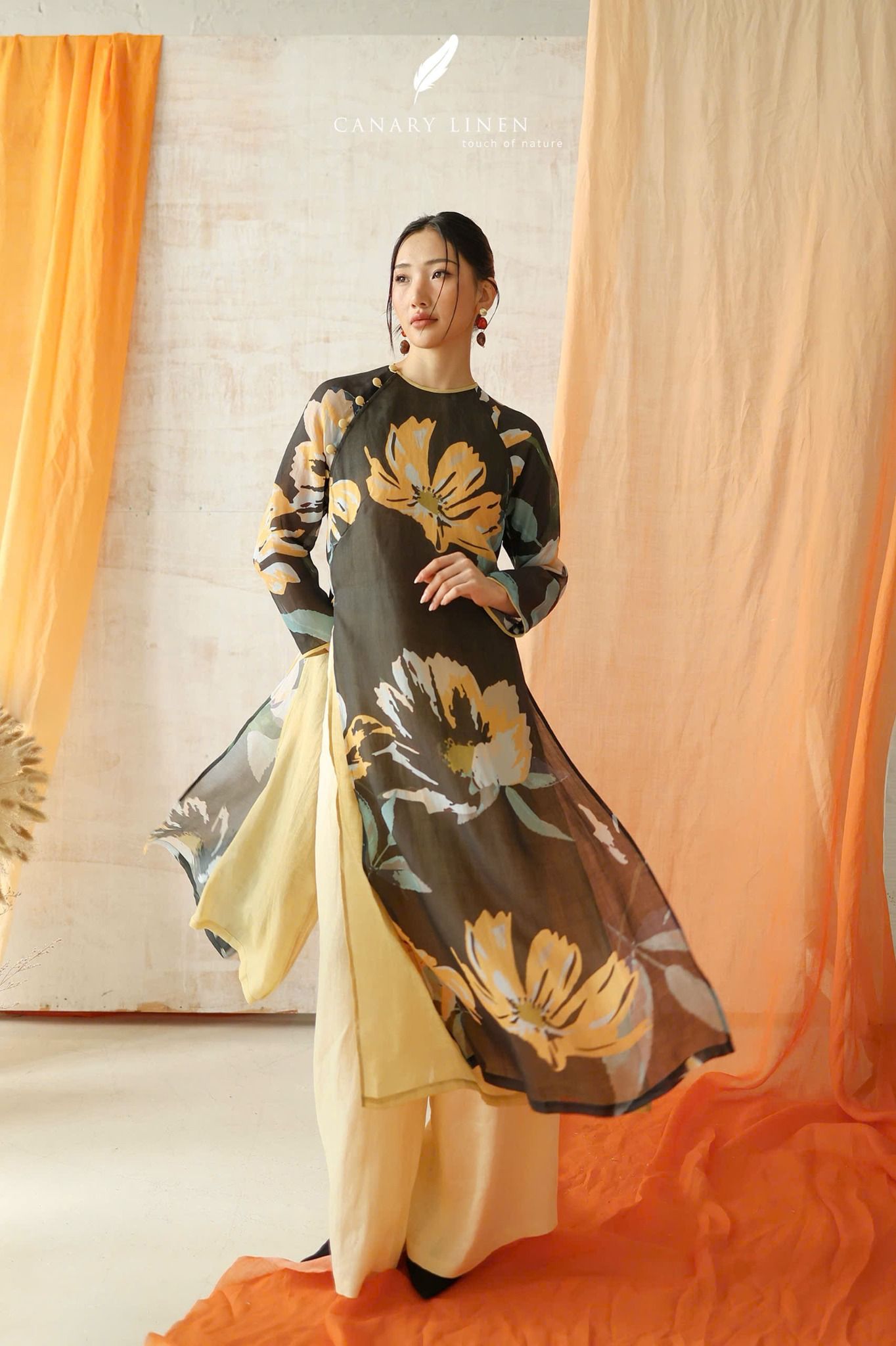  Áo dài cổ tròn - Phong Tức 