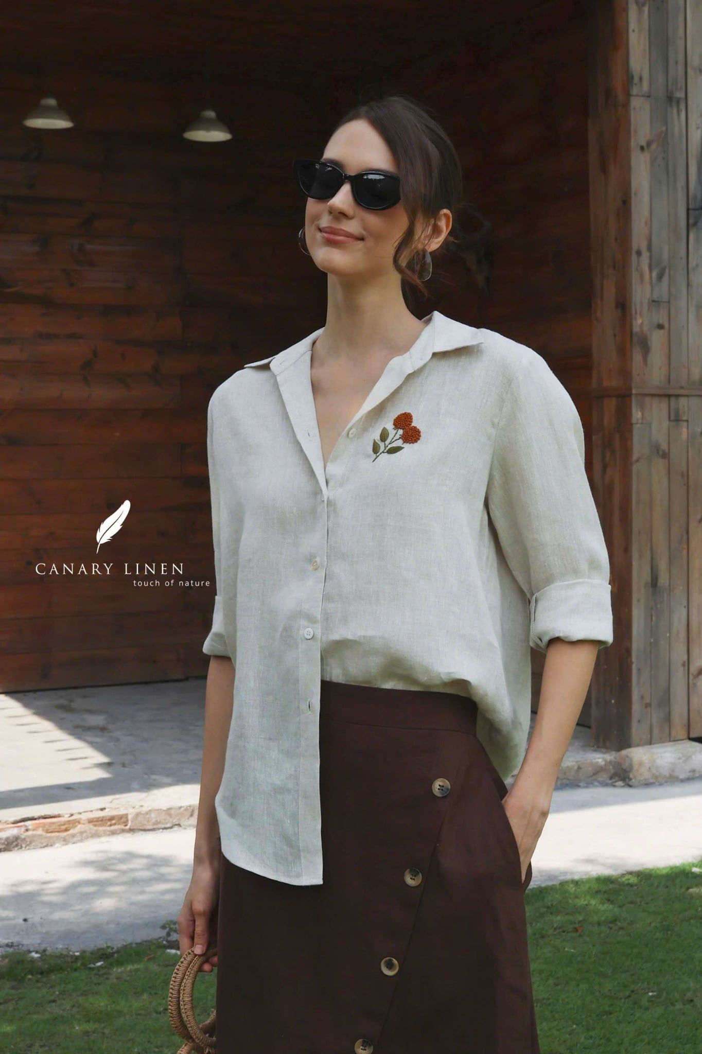  Blossy Shirt - Muối tiêu 