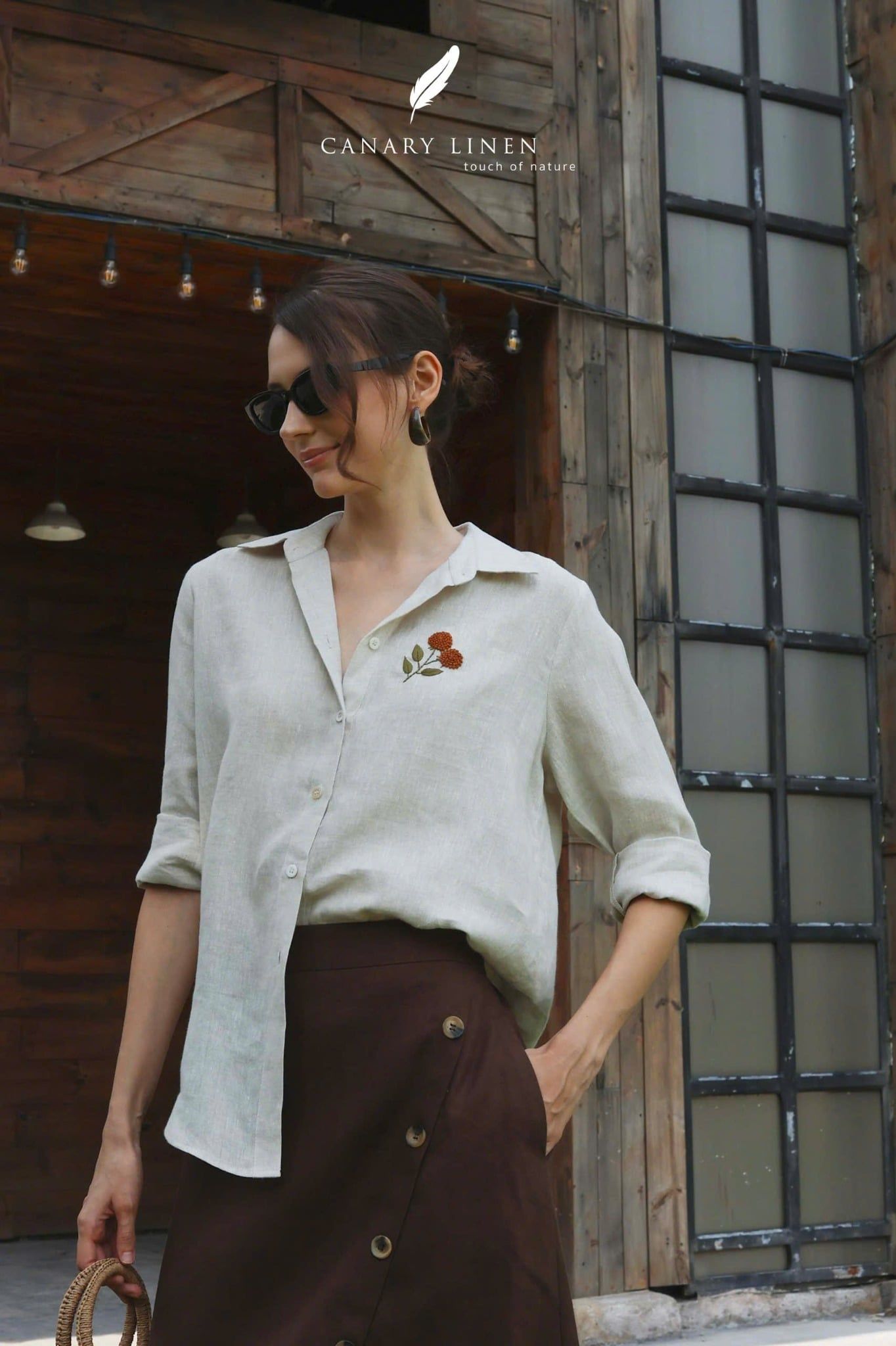  Blossy Shirt - Muối tiêu 