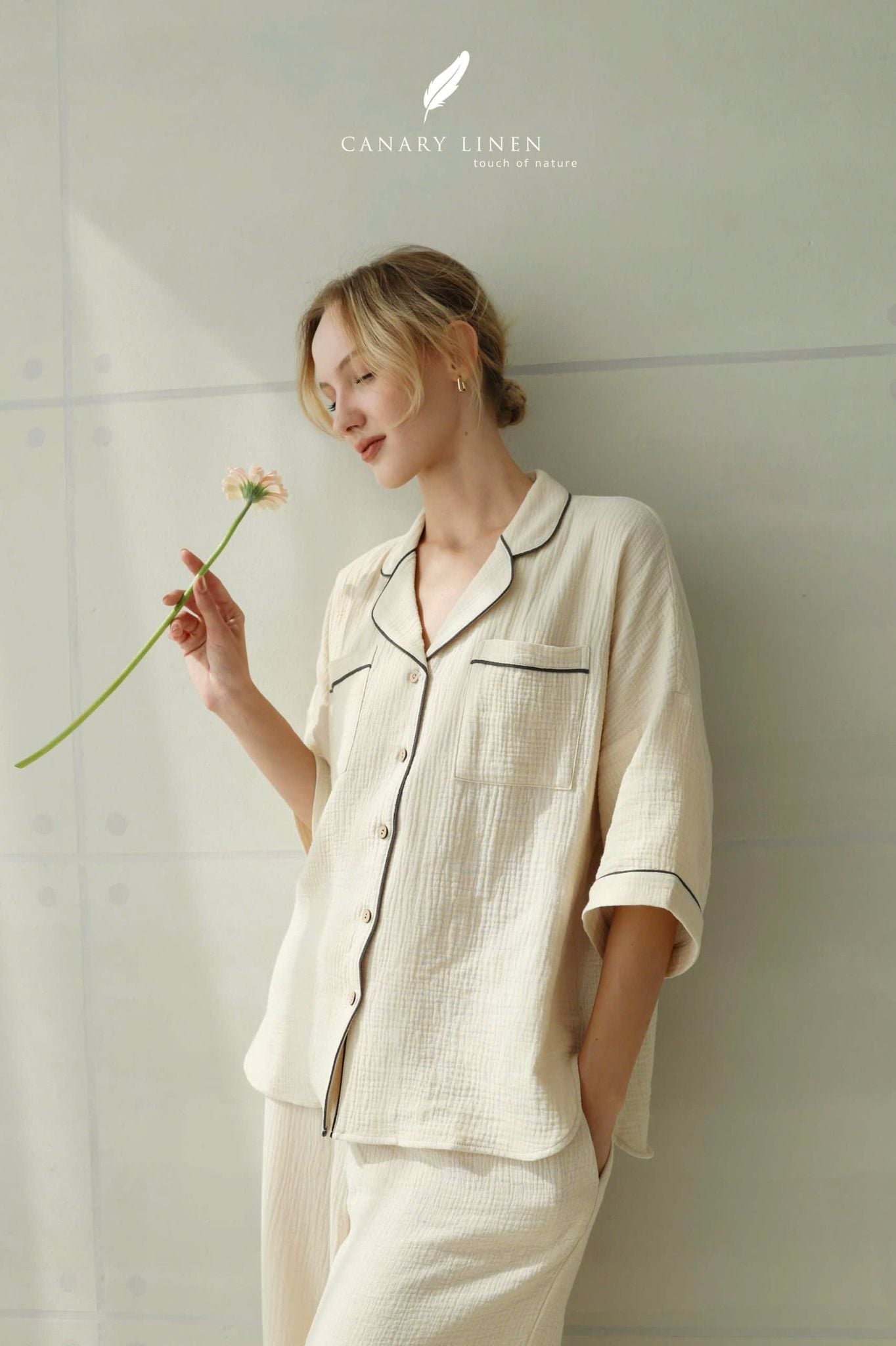  Calma Set - Kem viền đen 