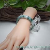  Vòng Khối Ngọc Phỉ Thúy Hoa Bay Điểm Hoàng Phỉ Cao Cấp Bản Hẹ KT: 12.7 x 9.2 x 57.7 (Không Kén Mệnh) 7260457 