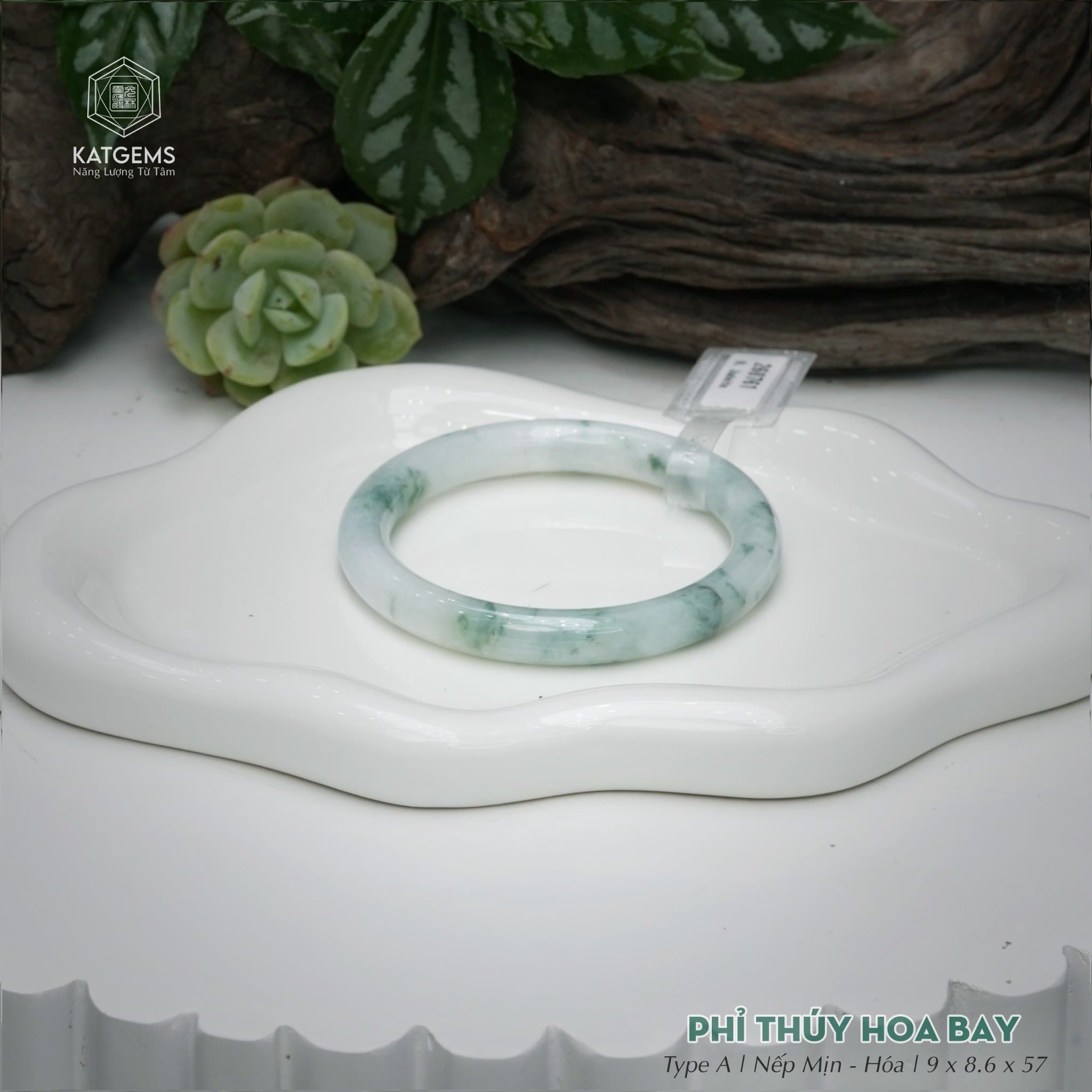  Vòng Khối Ngọc Phỉ Thúy Hoa Bay Cao Cấp Bản Hẹ KT: 9 x 8.6 x 57  (Không Kén Mệnh) 260761 