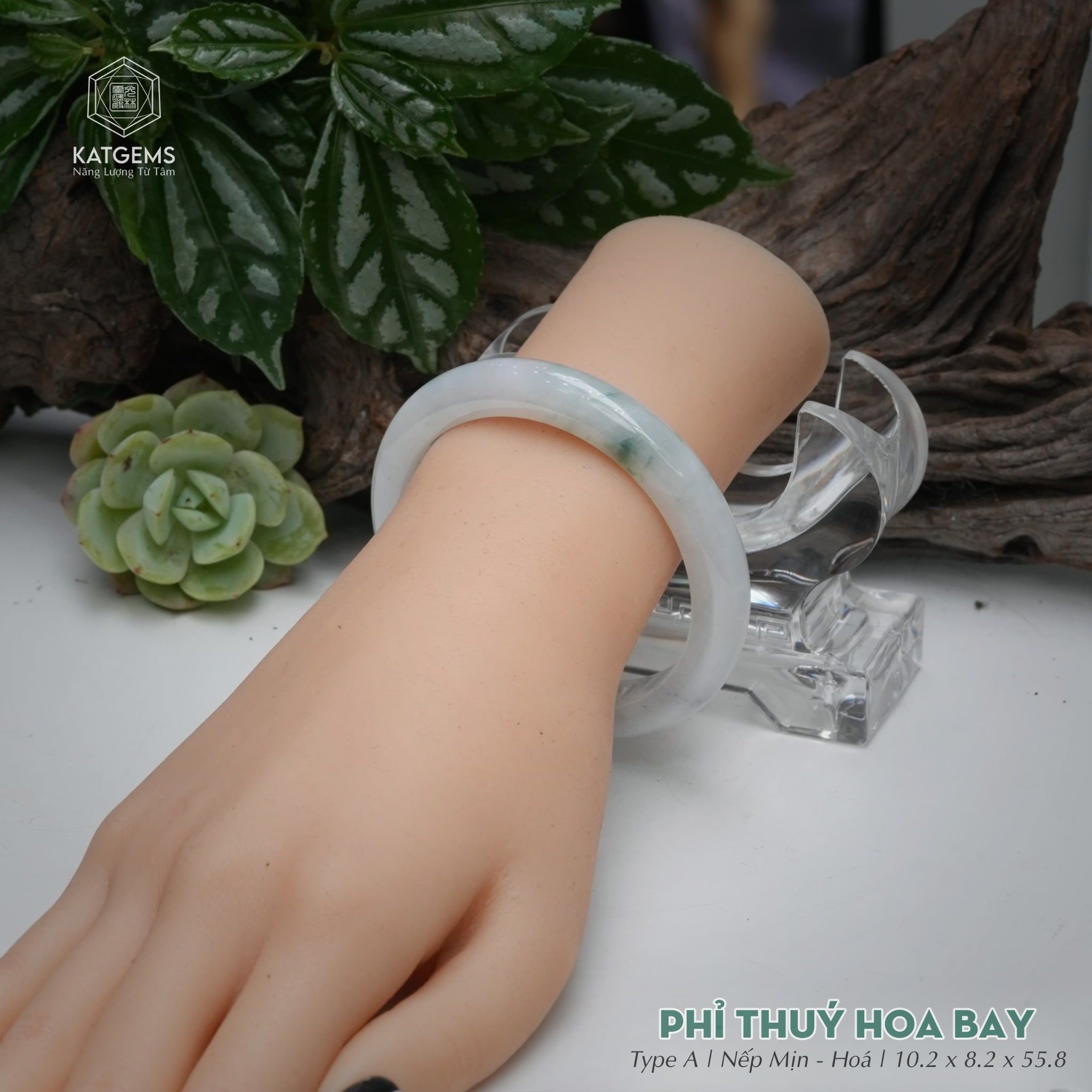  Vòng Khối Ngọc Phỉ Thúy Hoa Bay Cao Cấp Bản Hẹ KT: 10.2 x 8.2 x 55.8  (Không Kén Mệnh) 260751 