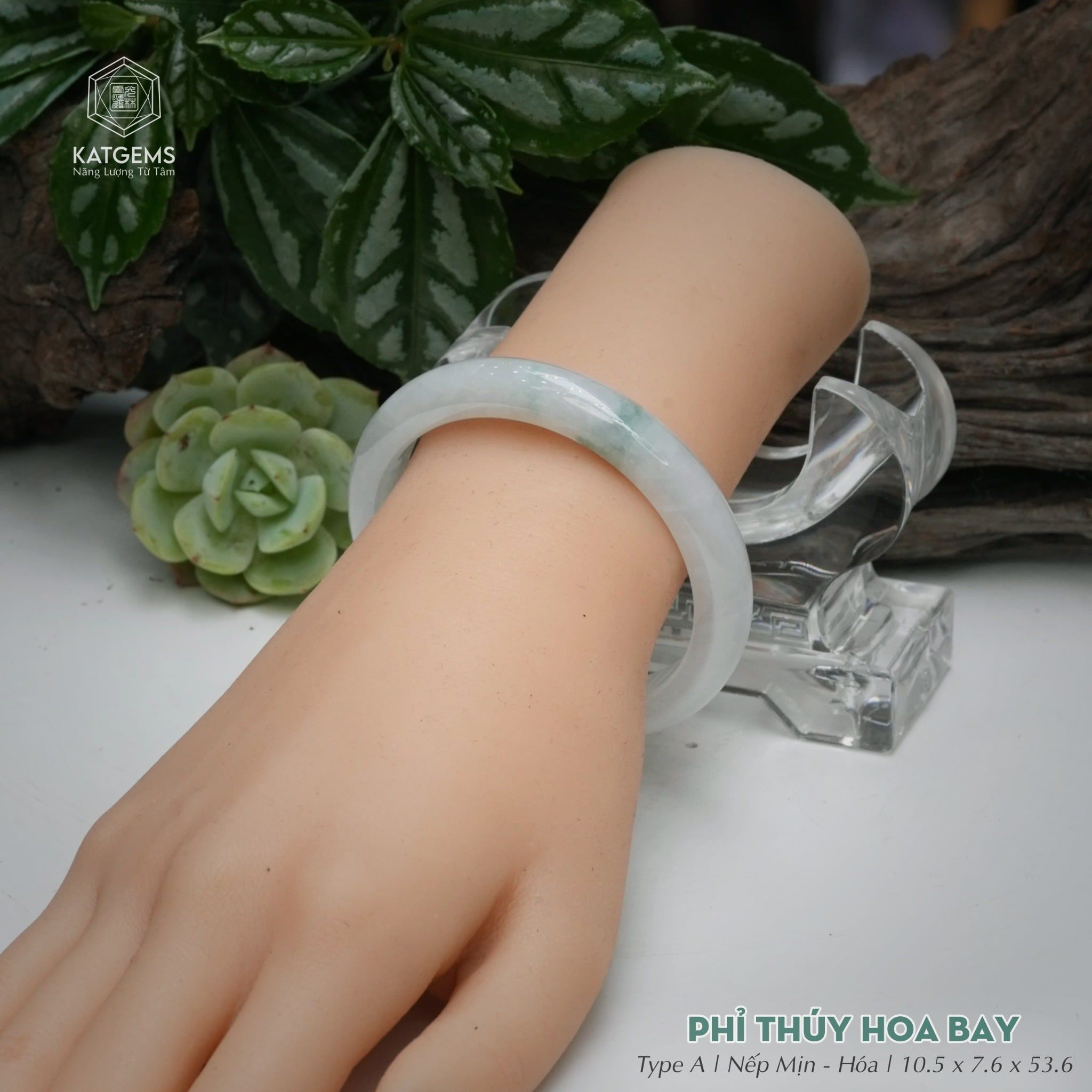  Vòng Khối Ngọc Phỉ Thúy Hoa Bay Cao Cấp Bản Hẹ KT: 10.5 x 7.6 x 53.6  (Không Kén Mệnh) 260744 