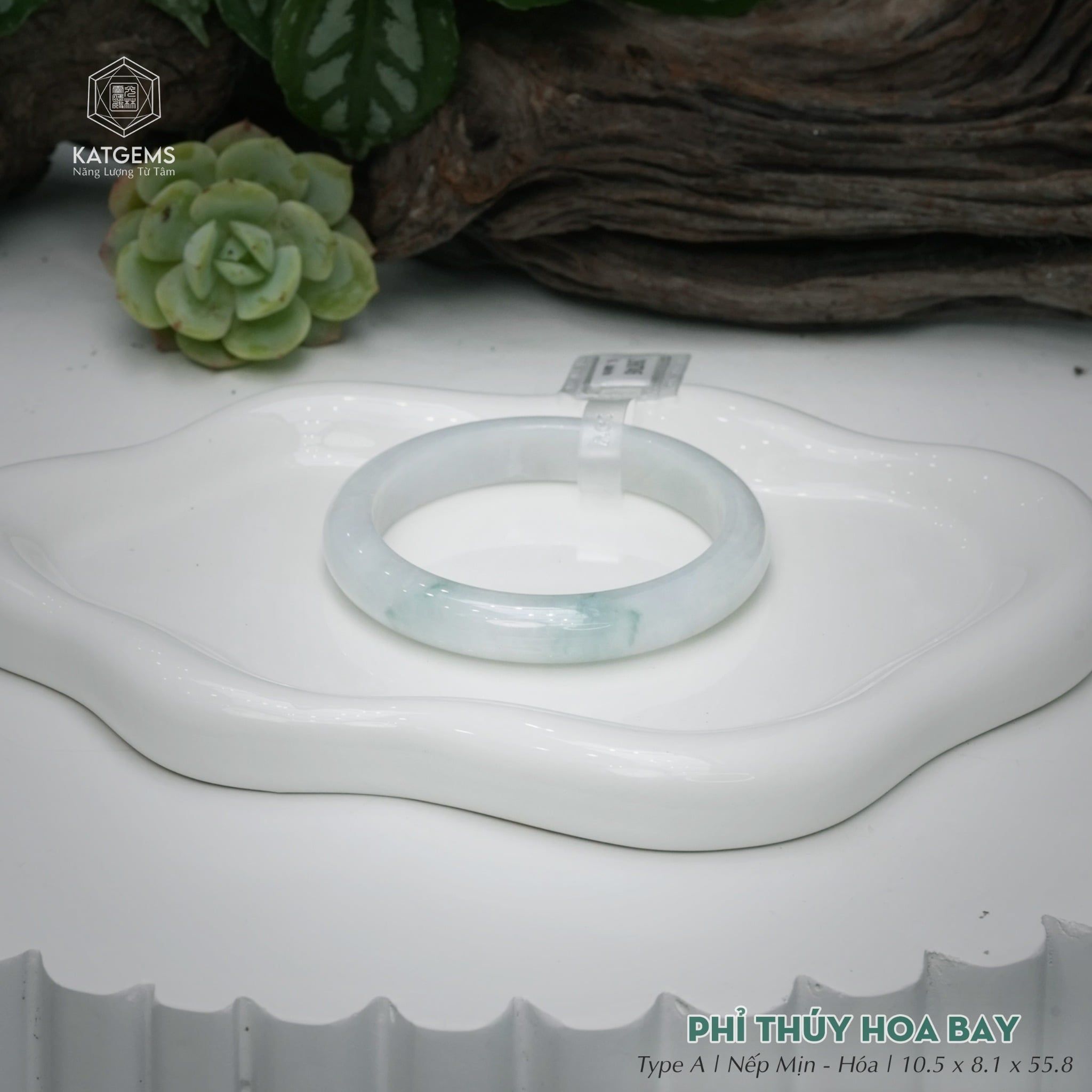  Vòng Khối Ngọc Phỉ Thúy Hoa Bay Cao Cấp Bản Hẹ KT: 10.5 x 8.1 x 55.8  (Không Kén Mệnh) 260745 