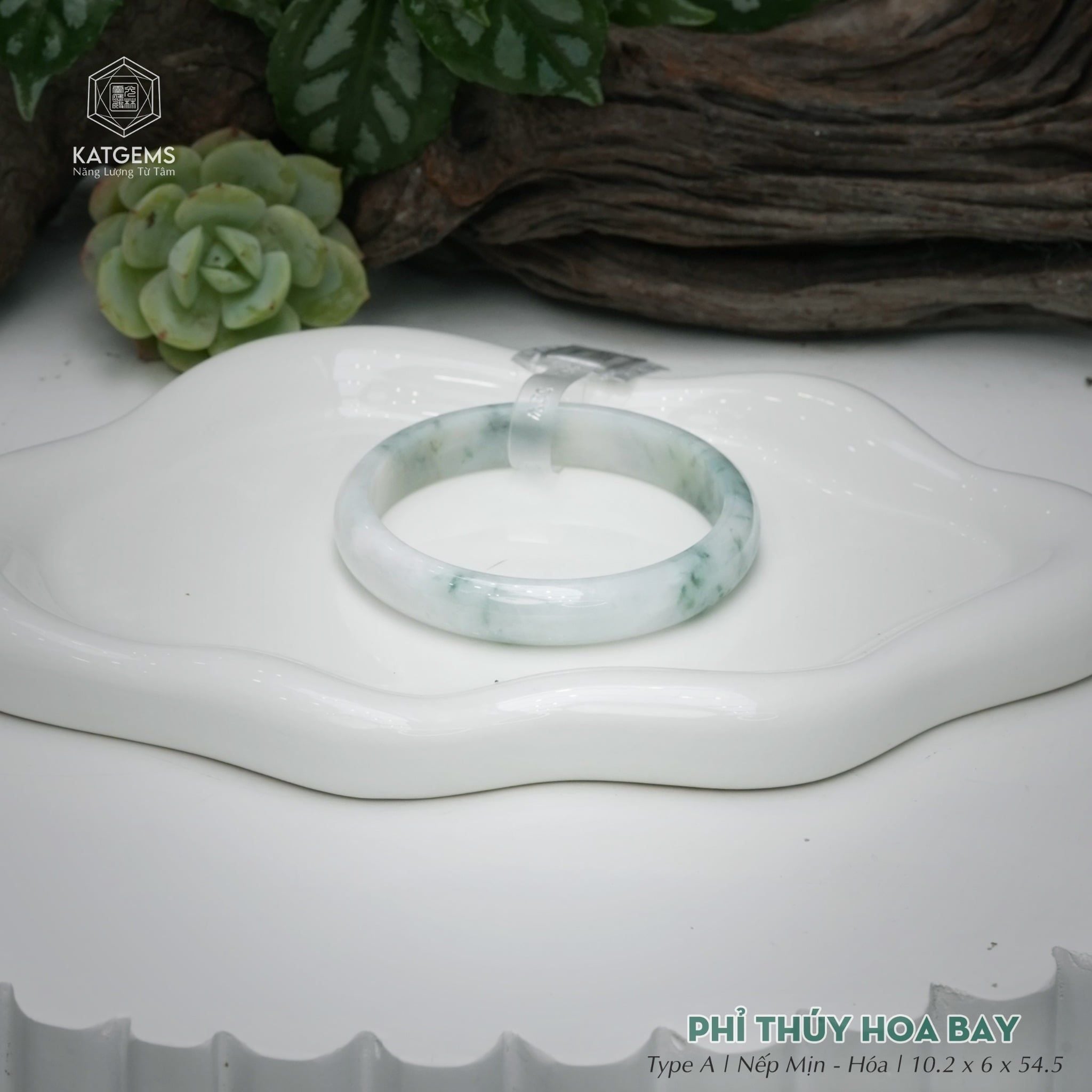  Vòng Khối Ngọc Phỉ Thúy Hoa Bay Cao Cấp Bản Hẹ KT: 10.2 x 6 x 54.5  (Không Kén Mệnh) 260755 