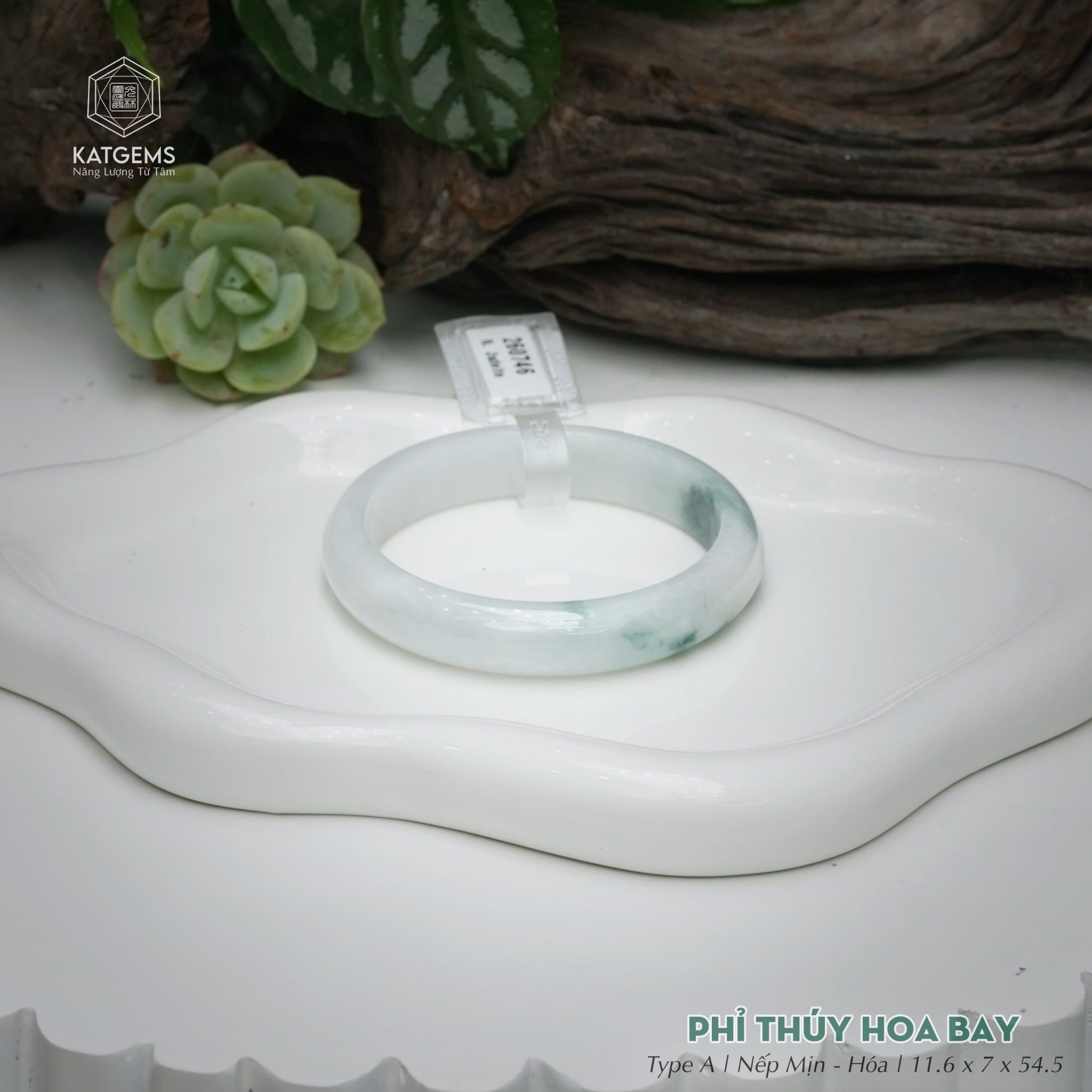  Vòng Khối Ngọc Phỉ Thúy Hoa Bay Cao Cấp Bản Hẹ KT: 11.6 x 7 x 54.5  (Không Kén Mệnh) 260746 