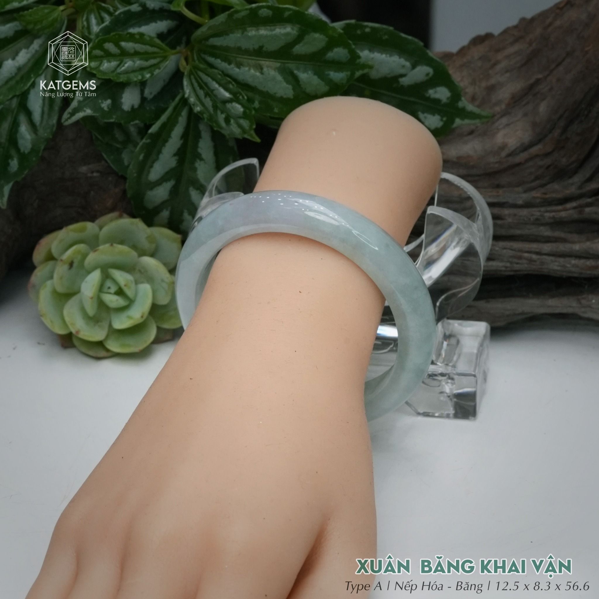  Vòng Khối Ngọc Phỉ Thúy Xuân Băng Khai Vận Cao Cấp Bản Hẹ KT: 12.5 x 8.3 x 56.6  (Không Kén Mệnh) 260941 