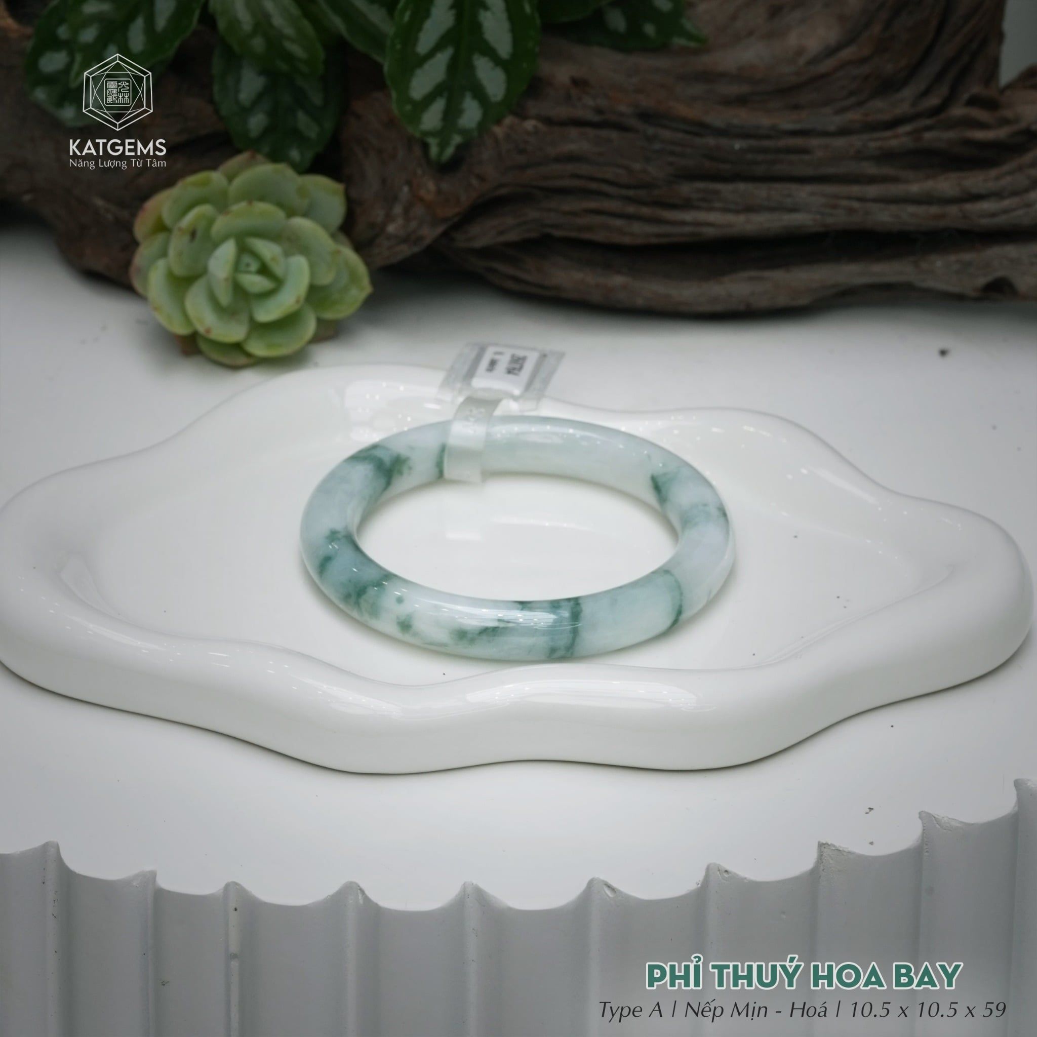  Vòng Khối Ngọc Phỉ Thúy Hoa Bay Cao Cấp Bản Hẹ KT: 10.5 x 10.5 x 59  (Không Kén Mệnh) 260764 