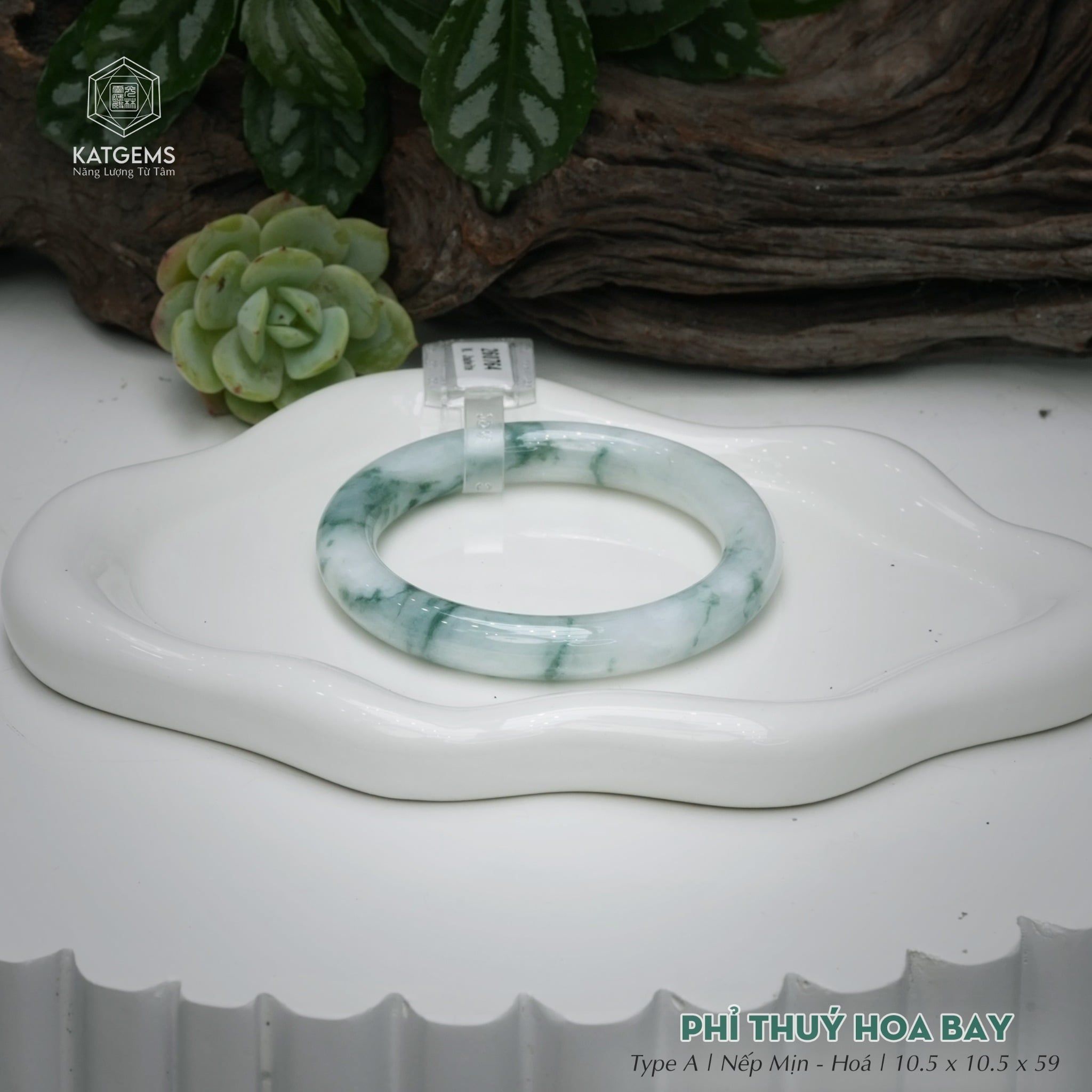  Vòng Khối Ngọc Phỉ Thúy Hoa Bay Cao Cấp Bản Hẹ KT: 10.5 x 10.5 x 59  (Không Kén Mệnh) 260764 