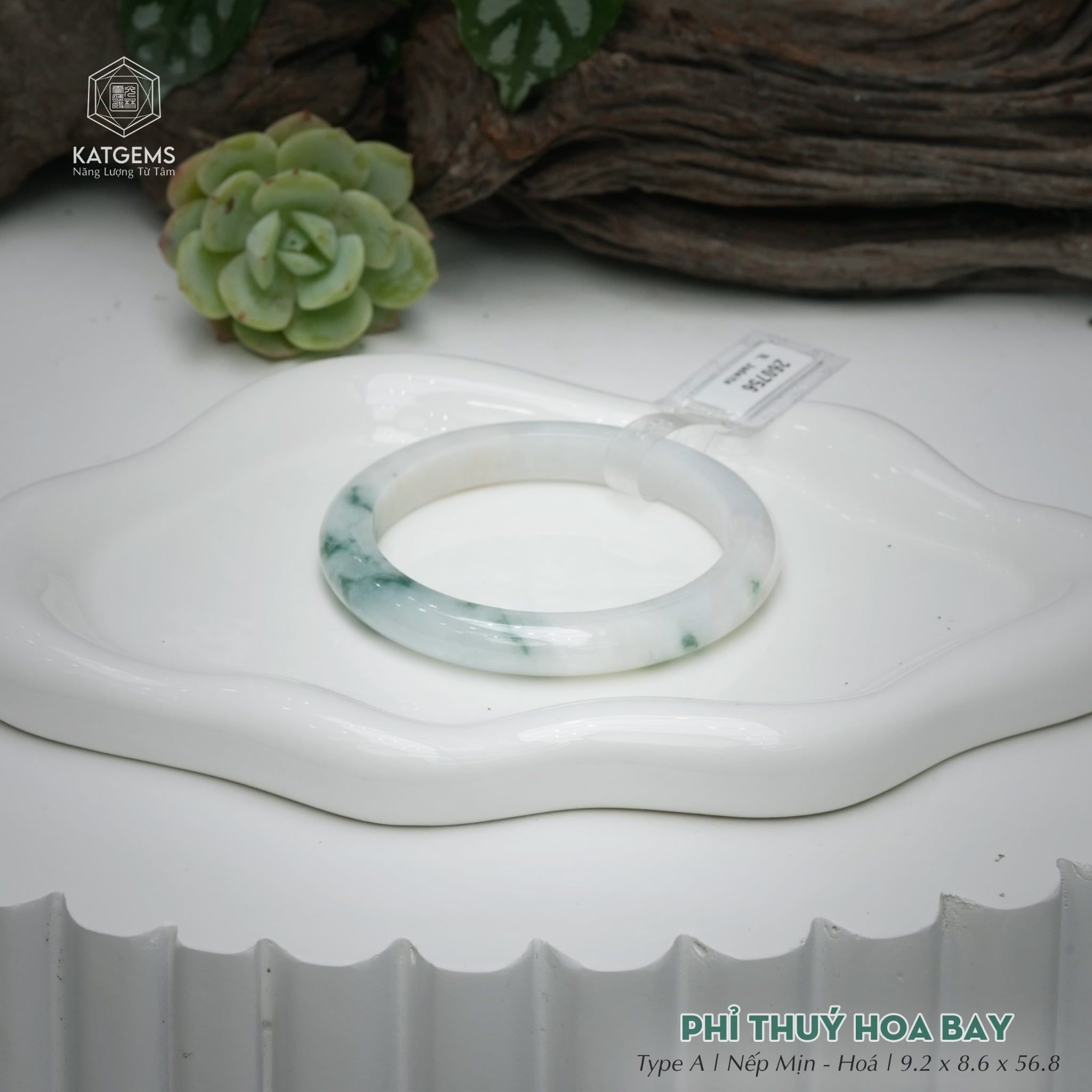  Vòng Khối Ngọc Phỉ Thúy Hoa Bay Cao Cấp Bản Hẹ KT: 9.2 x 8.6 x 56.8  (Không Kén Mệnh) 260756 