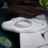  Vòng Khối Phỉ Thúy Xám Khói Điểm Sái Kim Hồng Bản Hẹ 11.7 x 7.8 x 55.6 (Không Kén Mệnh) 2530138 