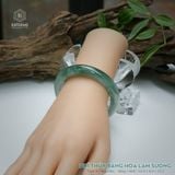  Vòng Khối Ngọc Phỉ Thúy Băng Hoa Lam Sương Cao Cấp Bản Hẹ 10.4 x 8.4 x 52.3 (Không Kén Mệnh) 2544335 