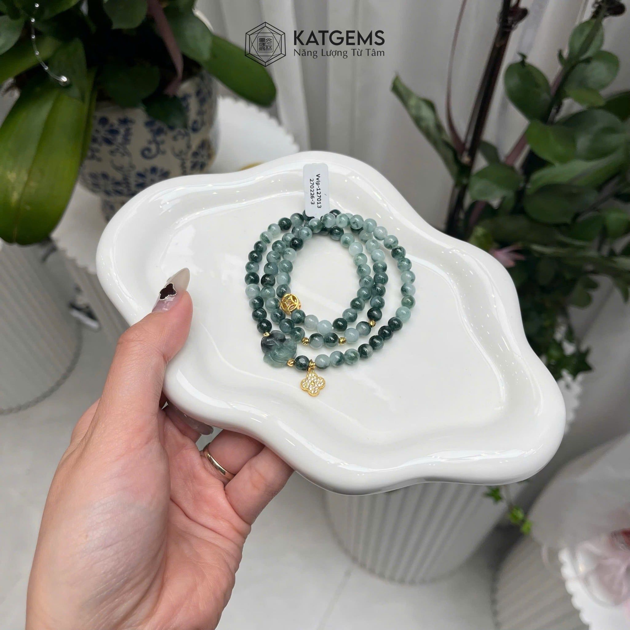  Vòng Chuỗi Ngọc Phỉ Thúy Hoa Bay 5.8ly Mix Hồ Ly, Xu Kim Tiền Vàng Và Cỏ Bốn Lá Nạm Đá Vàng Trang Sức (Không Kén Mệnh) Vvip-127013 