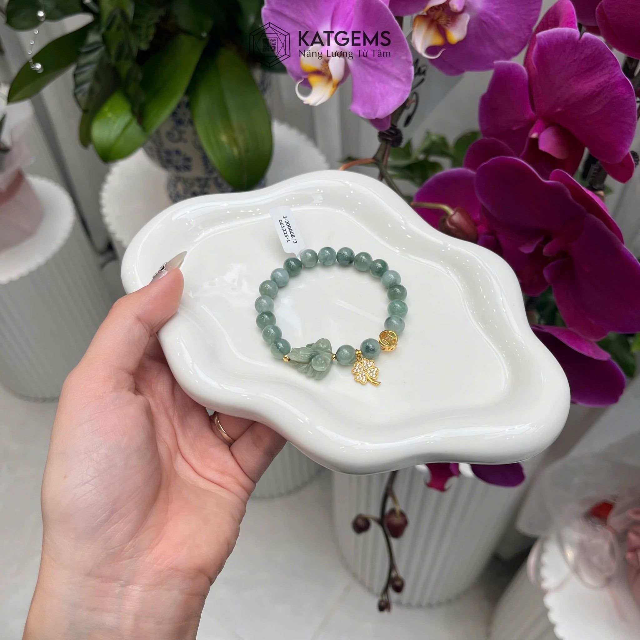  Vòng Đơn Ngọc Phỉ Thúy Hoa Bay 7.8ly Mix Hồ Ly Chúa, Xu Kim Tiền Và Cỏ Bốn Lá Nạm Đá Vàng Trang Sức (Không Kén Mệnh) 2-200008/3 