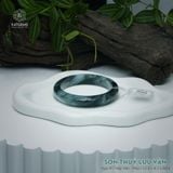  Vòng Khối Ngọc Phỉ Thúy Sơn Thủy Lưu Vân Cao Cấp Bản Hẹ Type B KT: 12.6 x 8.3 x 60.6 (Không Kén Mệnh) 2607063 