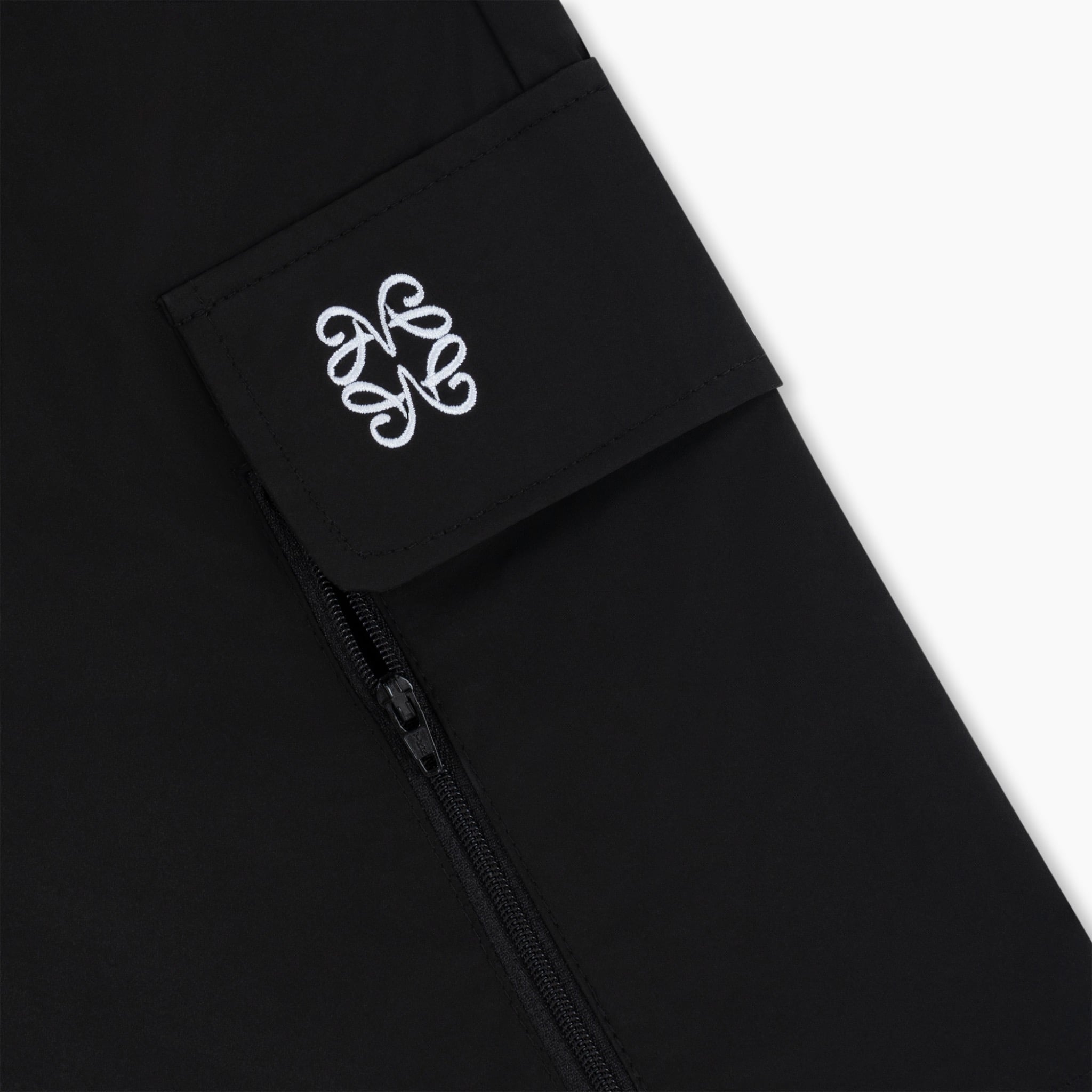 mvrk-initial-cargo-short || Black