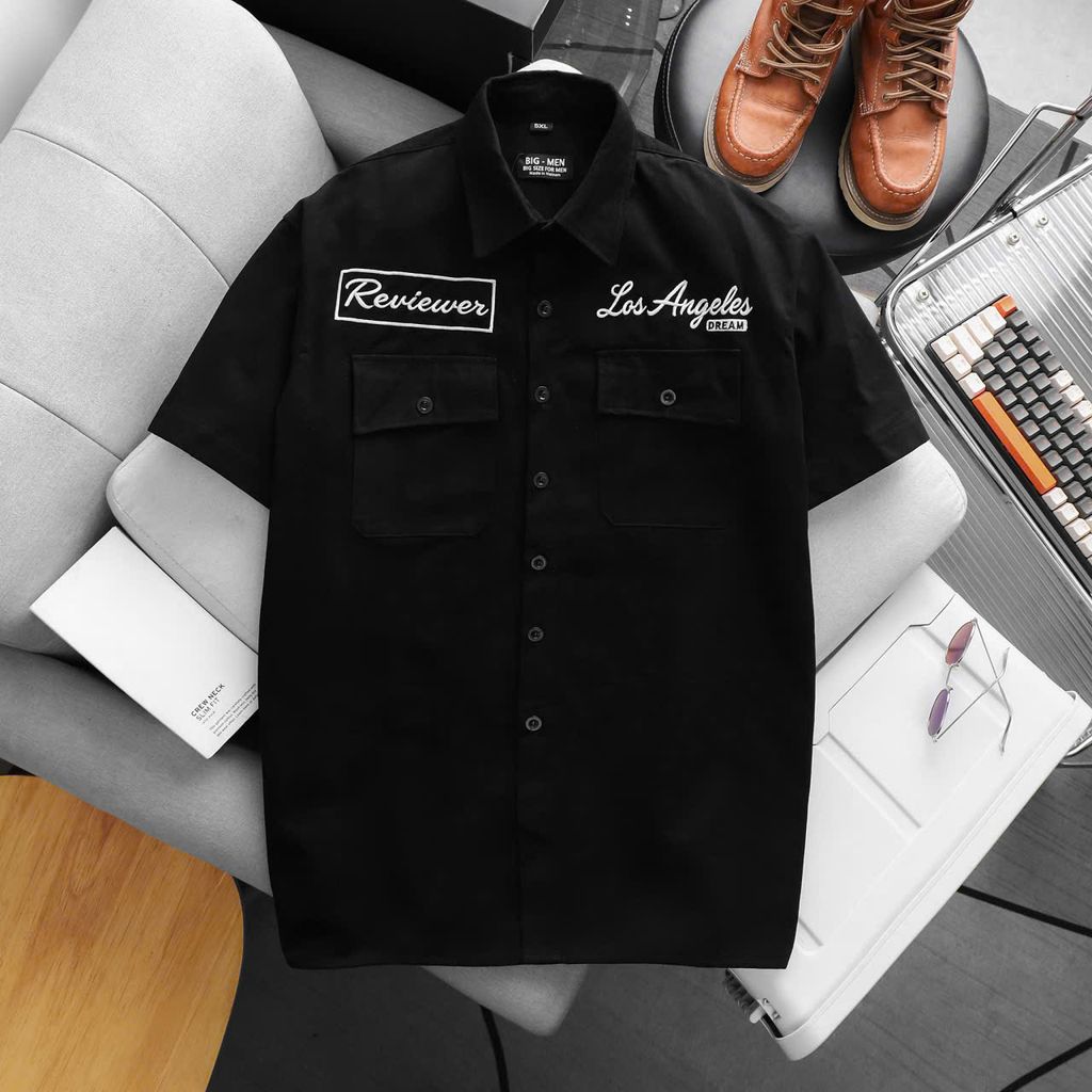 Áo sơ mi tay ngắn vải kaki thêu chữ phối túi bigsize nam