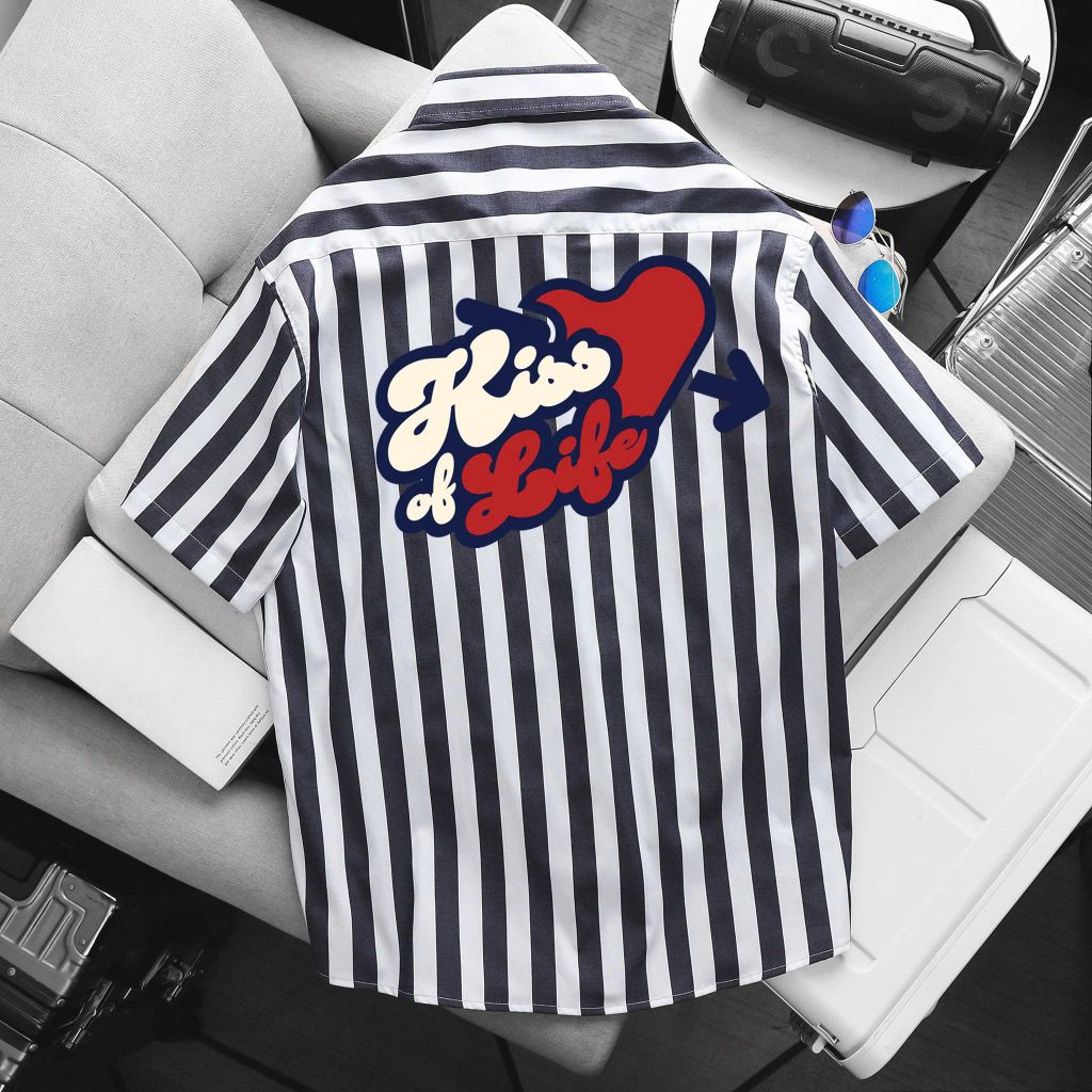 BIG MEN- Áo sơ mi tay ngắn vải QC cao cấp phối kẻ sọc in chữ KISS & LIFE bigsize nam 80- 130 kg