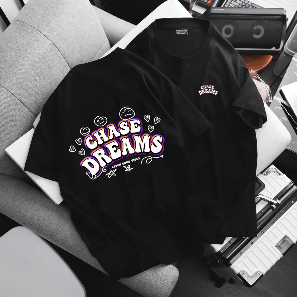 BIG MEN- Áo thun cotton in họa tiết chữ 2 mặt CHASE DREAMS năng động bigsize nam 85- 145kg