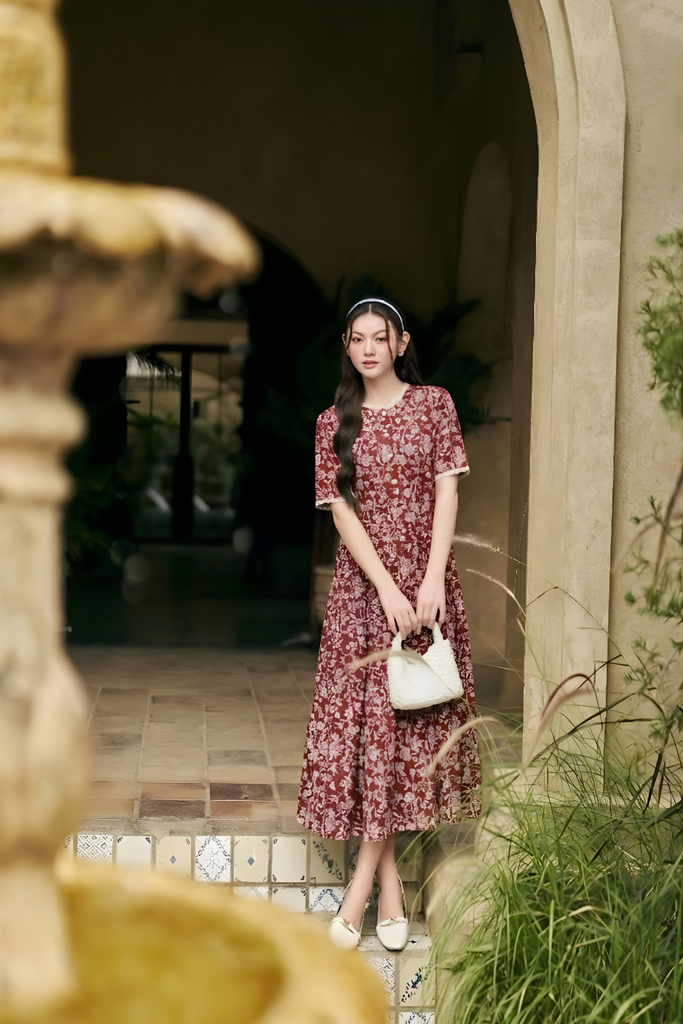 Đầm Alice