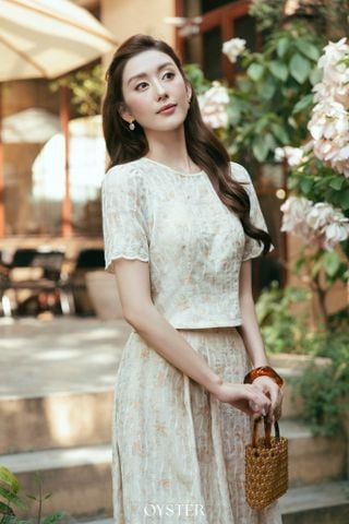 Áo Clarris