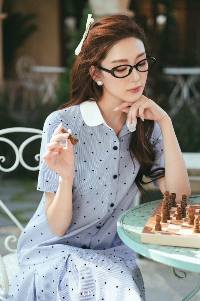 Đầm Julie