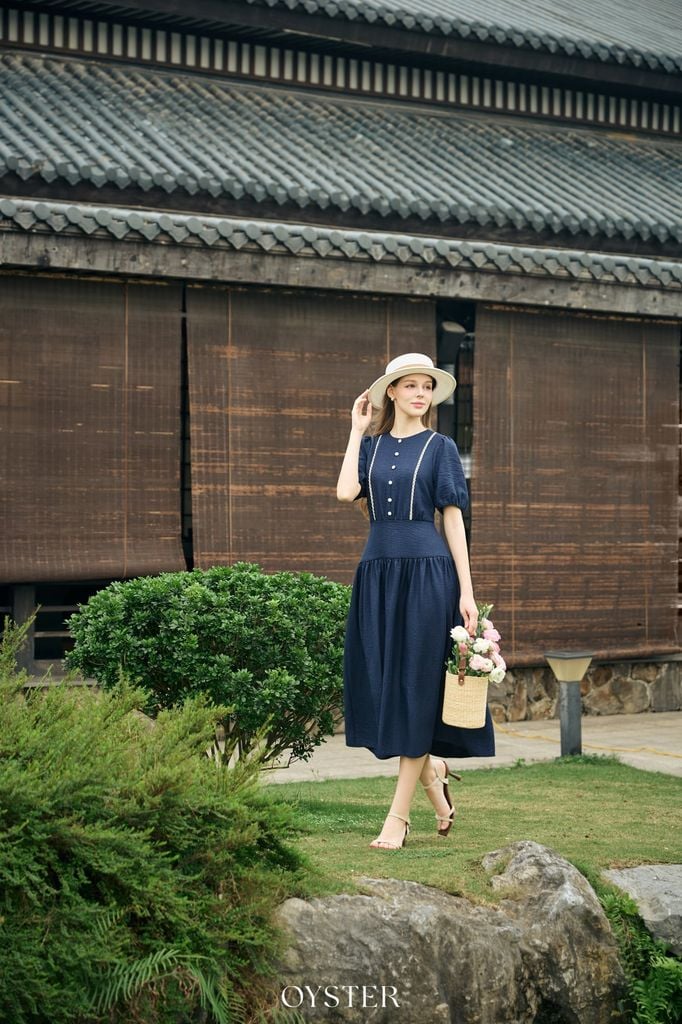 Đầm Ivanka