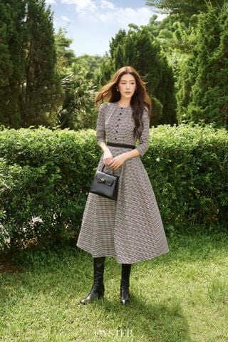 Đầm Henrietta