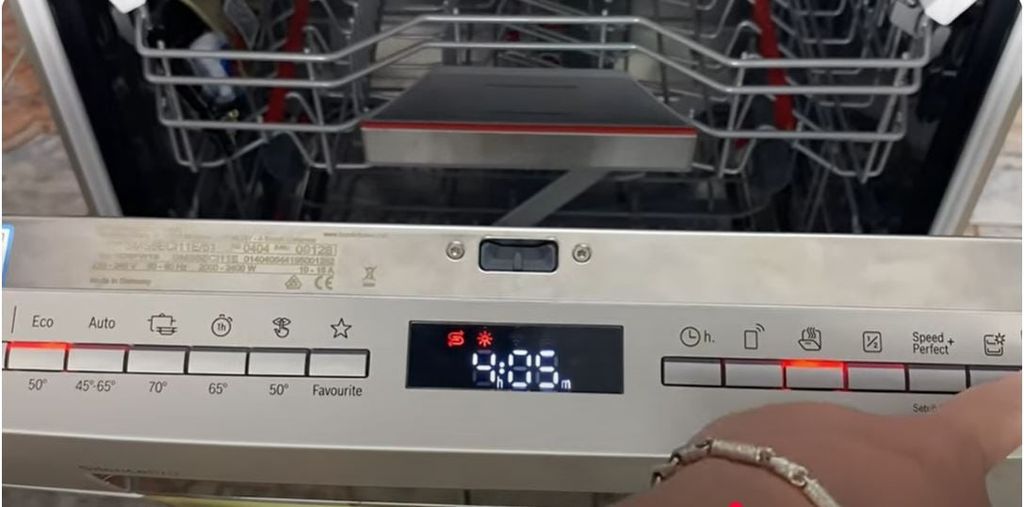 Máy rửa bát Bosch SMS6ECI11E