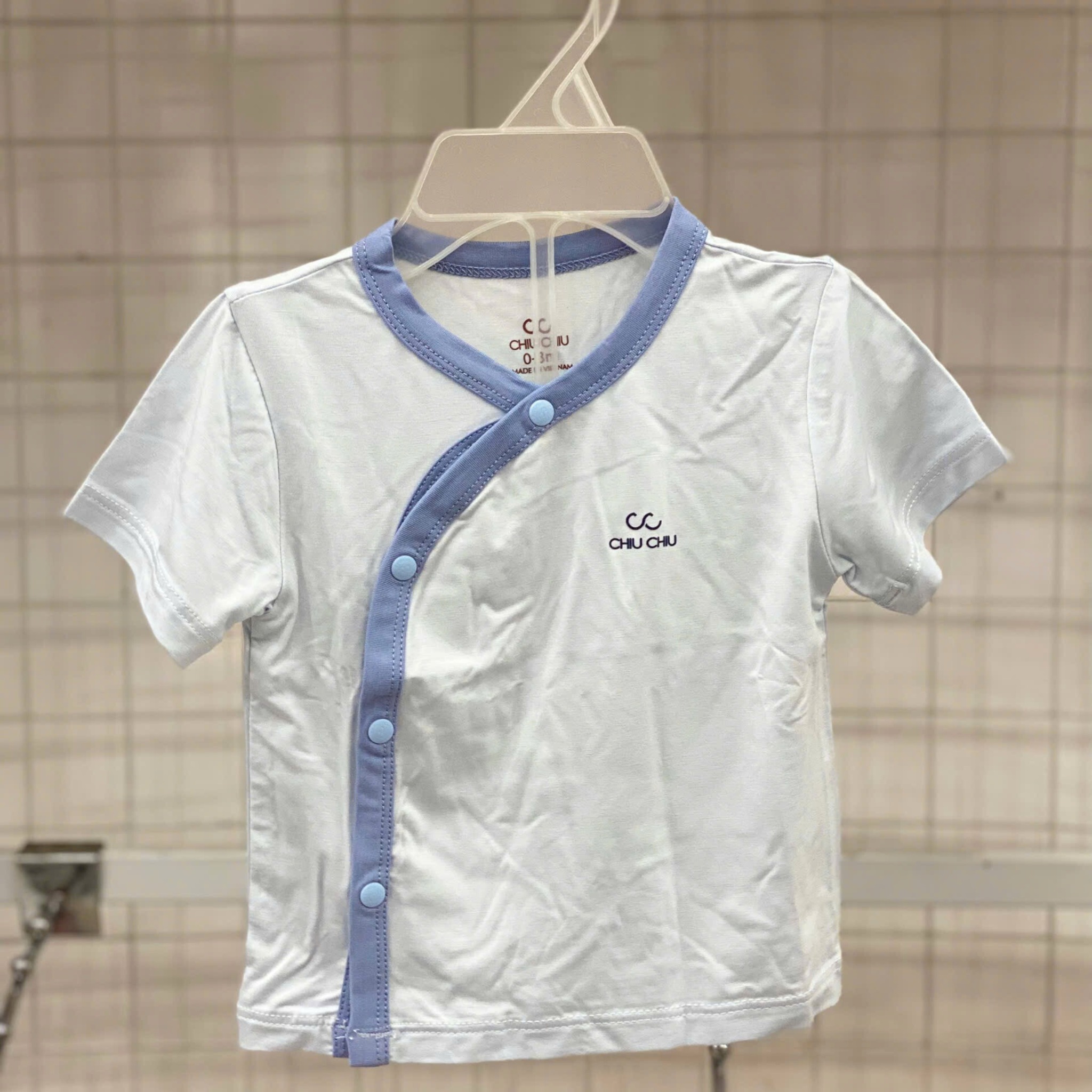 Áo Tay Ngắn Chiuchiu Acc259