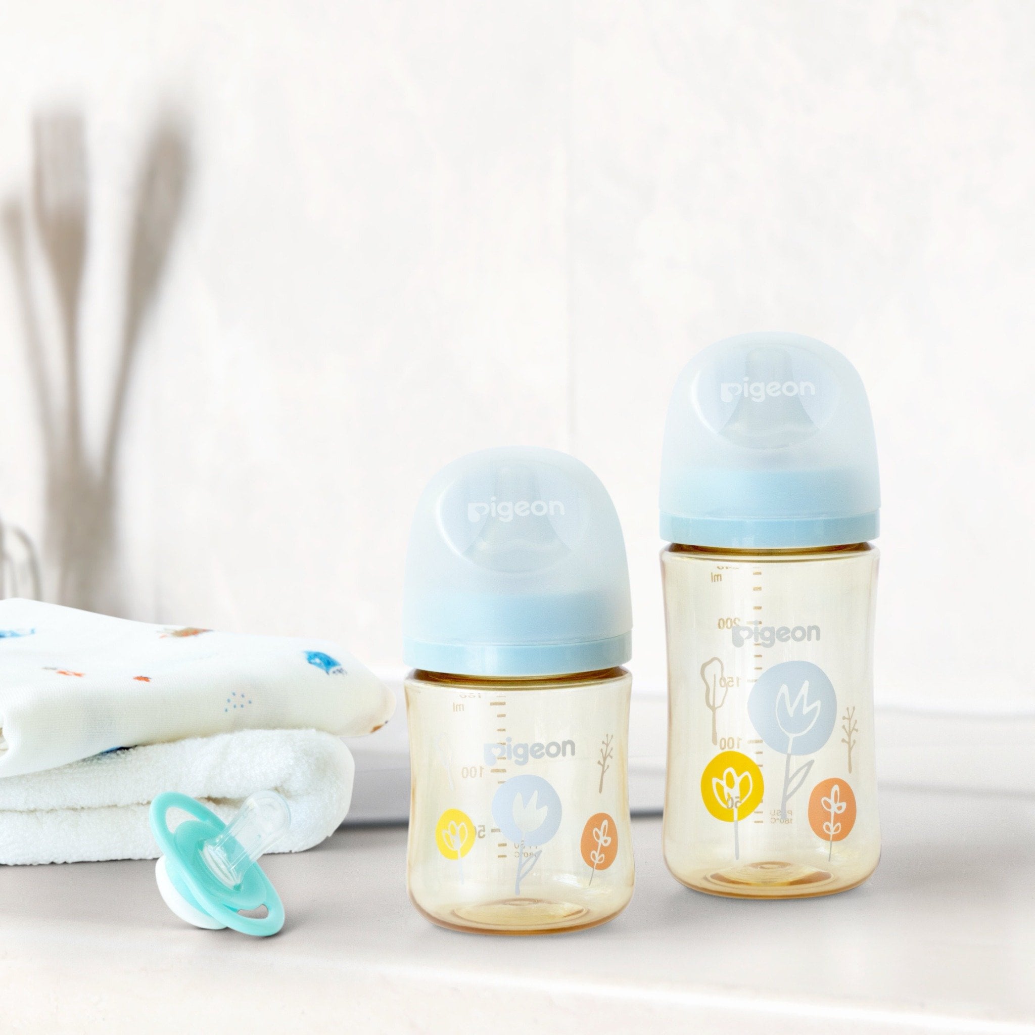 Bình Sữa Pigeon Ppsu WN3 Hình Hoa