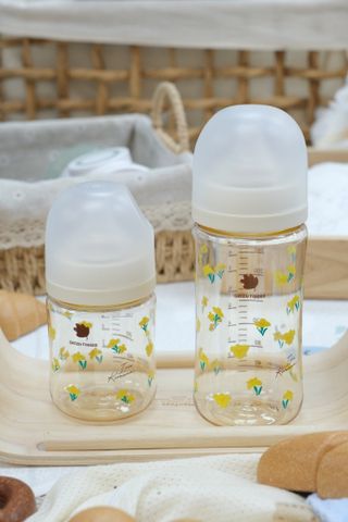 Bình Sữa Green Finger Hoa Diên Vĩ 280ML Vàng