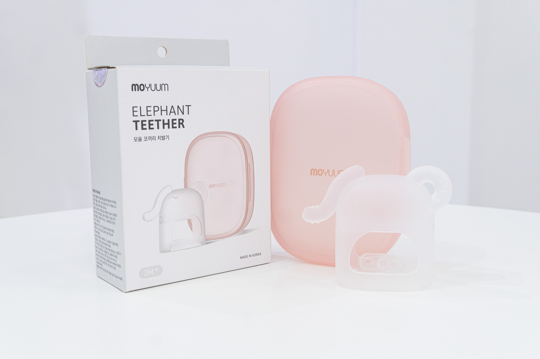 Gặm Nướu Moyuum Hình Voi + Hộp