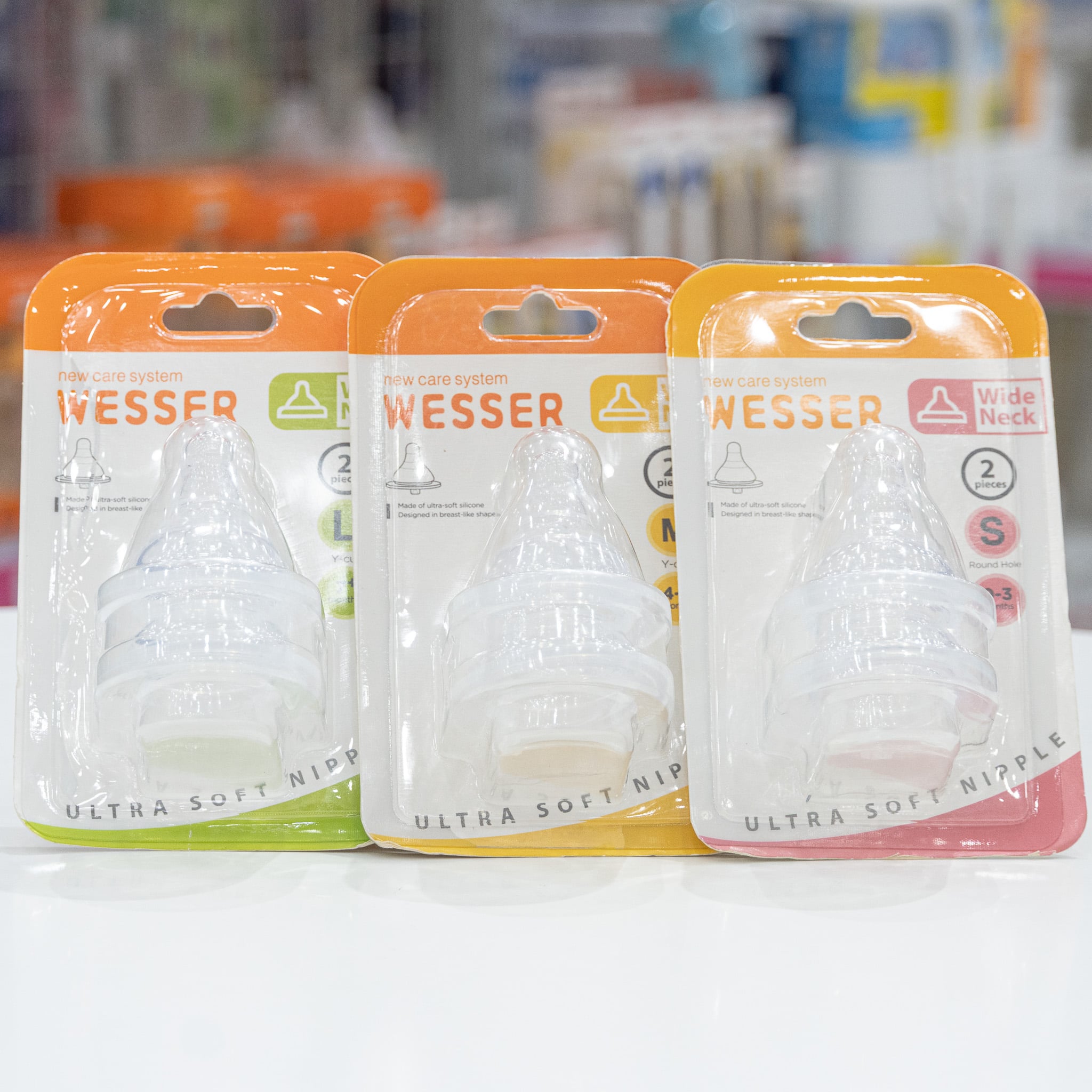 Núm Ty Wesser Cổ Rộng