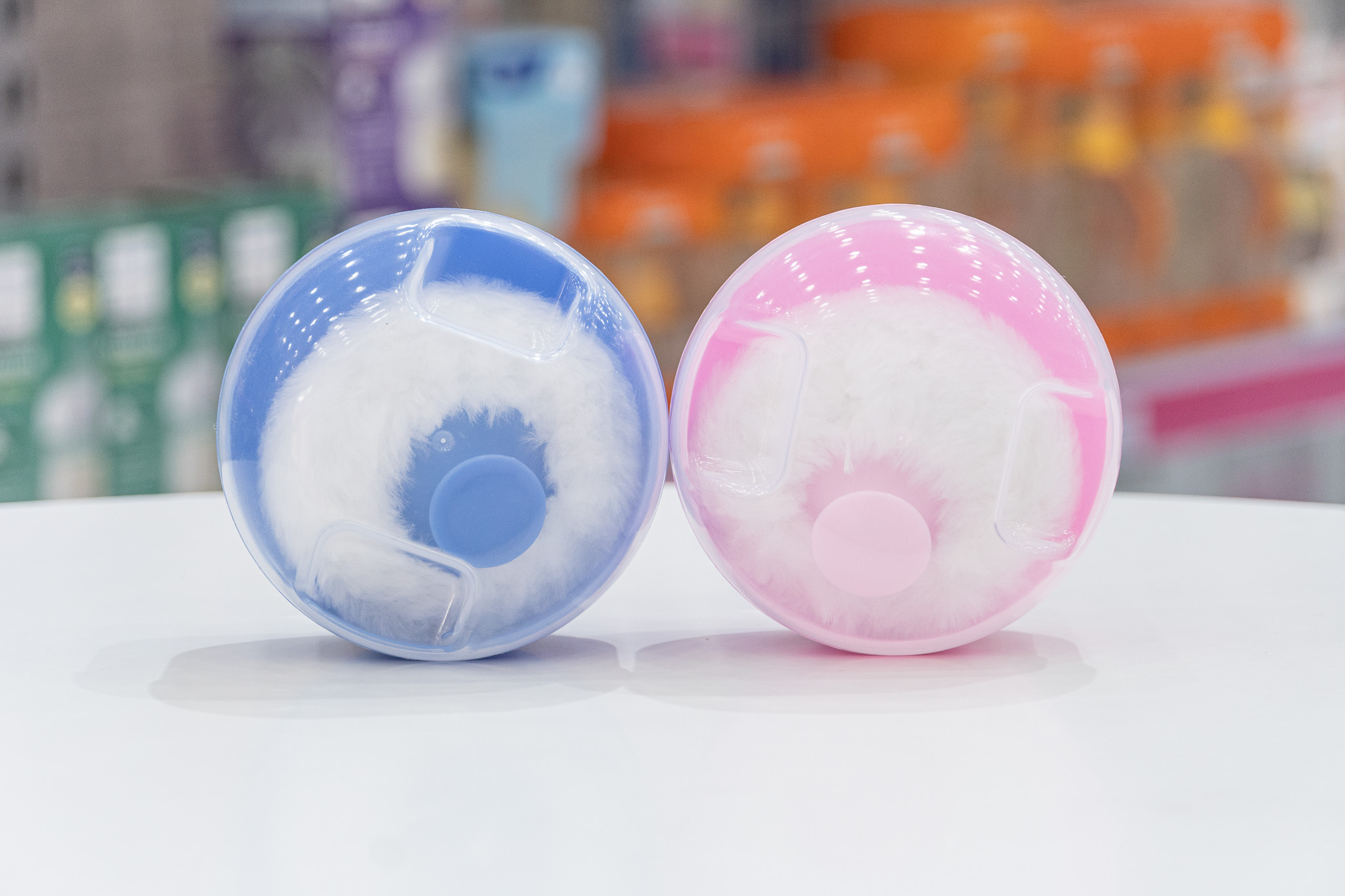 Hộp Đựng Phấn TL Có Bông Phấn