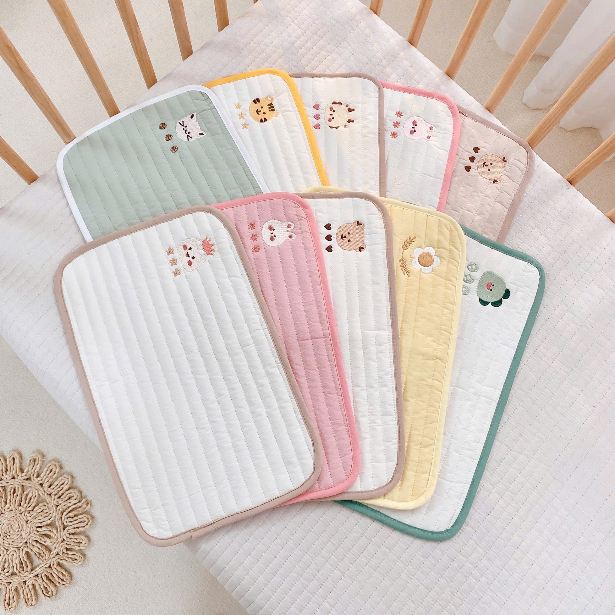 Gối Nằm Monona Lót Đầu Sơ Sinh MNN118