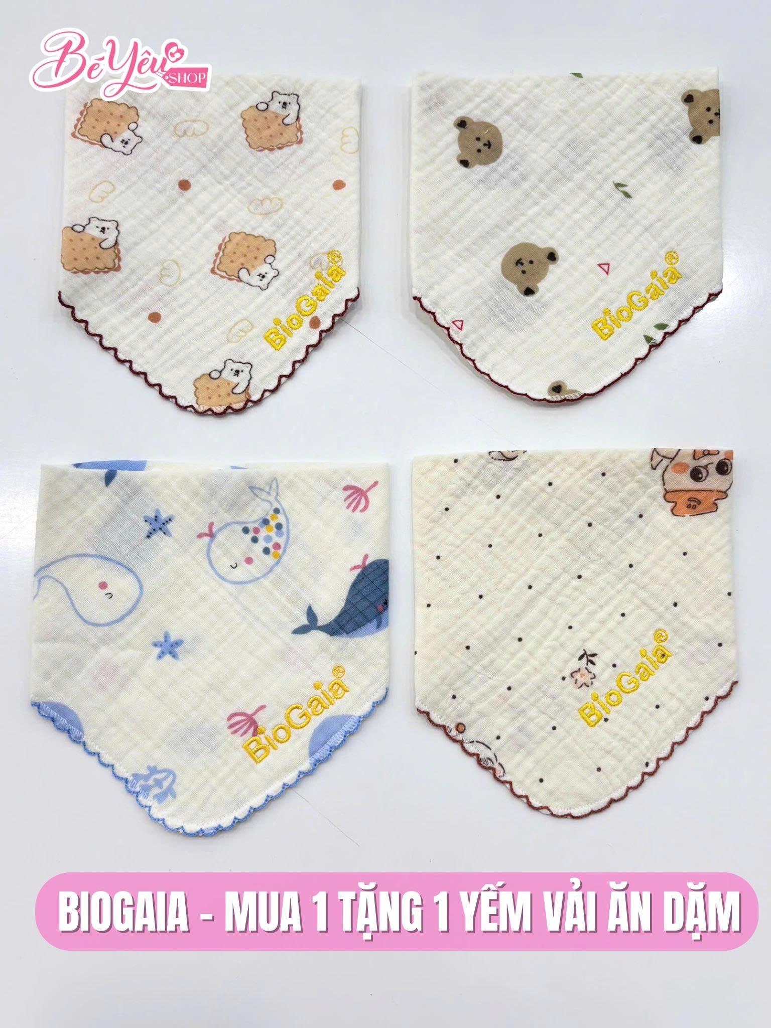 Quà Biogaia Yếm Tam Giác