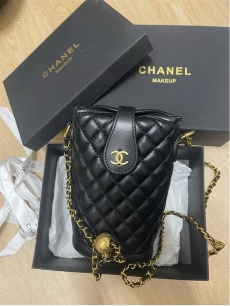 Túi Gift CHANEL Beaute Makeup Crossbody Bag Màu Đen