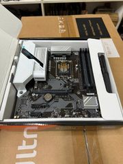 Mainboard Gigabyte B760M GAMING PLUS WIFI DDR4 BH 5/2028 2ND