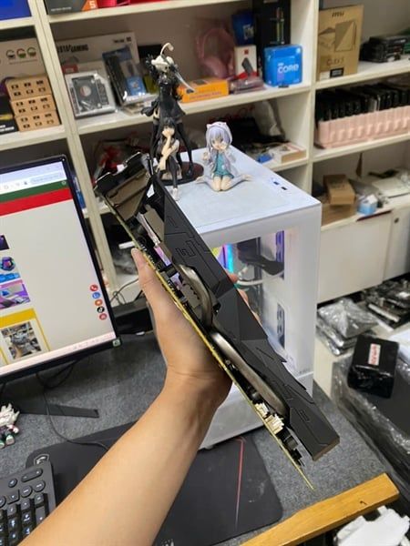 Card Màn Hình AMD VGA Asus Rogtrix Gaming RX 570-4GB 2ND