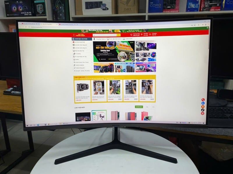 Màn Hình Máy Tính LCD Samsung 32Inch C32JG50QQE CONG 2K 144Hz 2ND