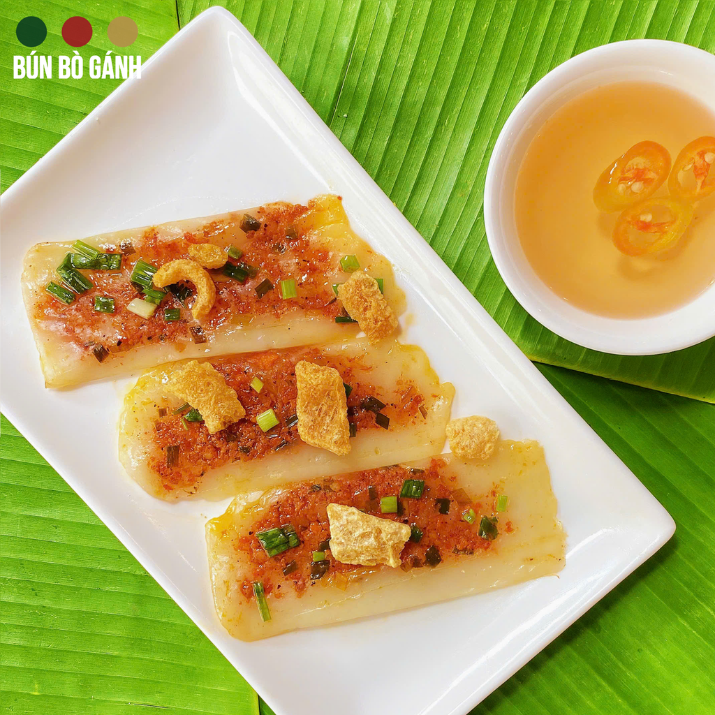  Bánh Nậm Lá Chuối / Flat Steamed Rice Dumplings 