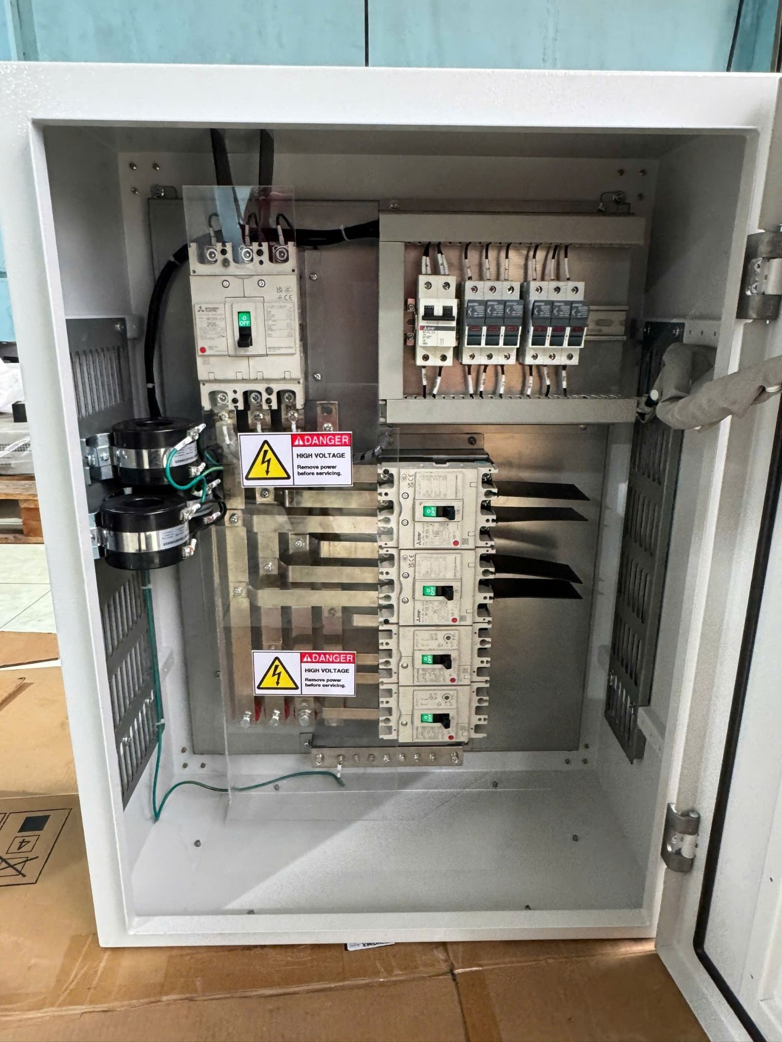  TỦ ĐIỆN HẠ THẾ 