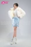  Outfit Phối Sẵn (HAF0003 Áo Khoác Lông Form Croptop Trắng phối HVK0801 Váy Kim Sa Xanh Da Trời) 